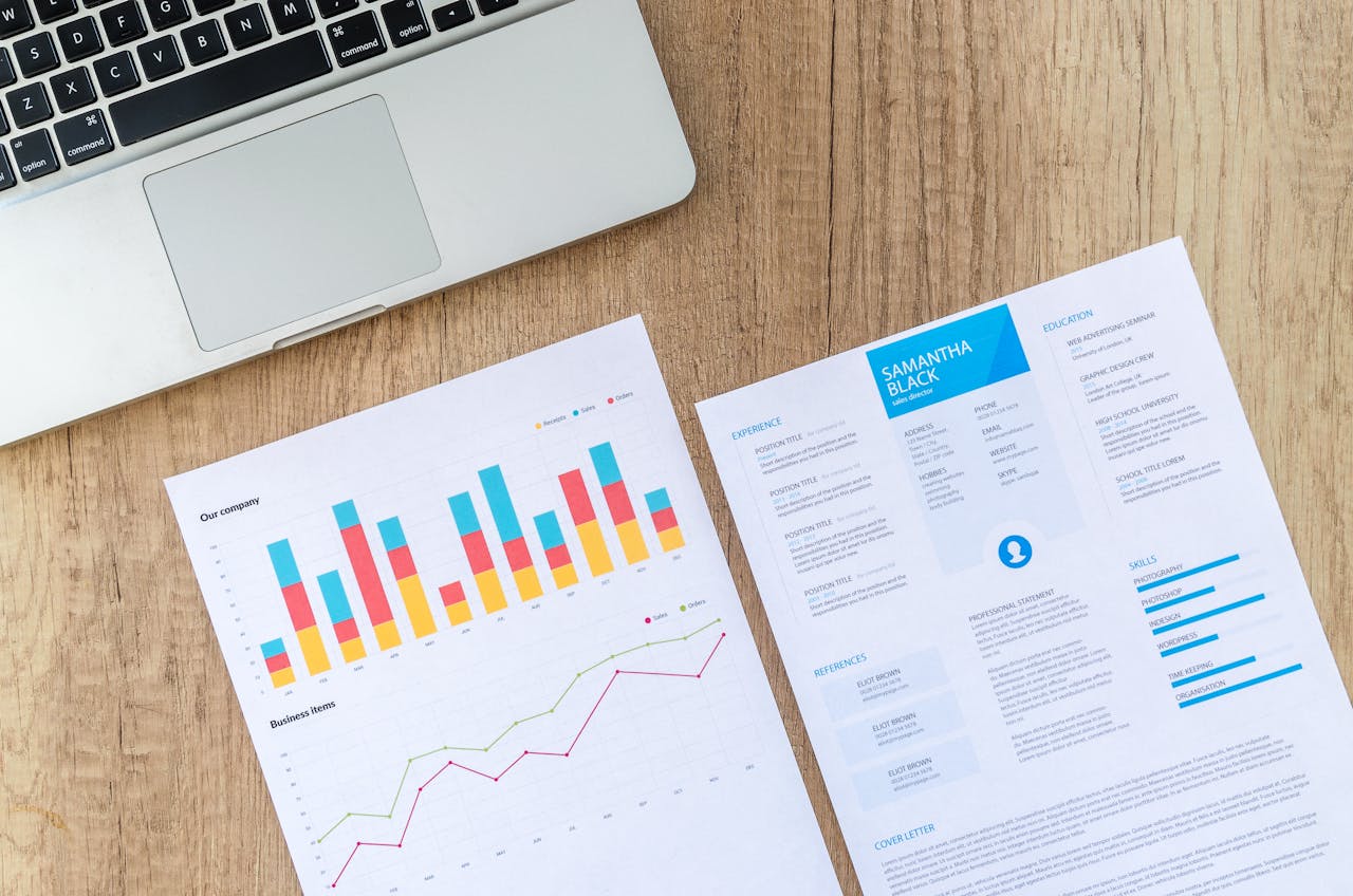 Buscando o primeiro emprego? Veja como elaborar o currículo perfeito